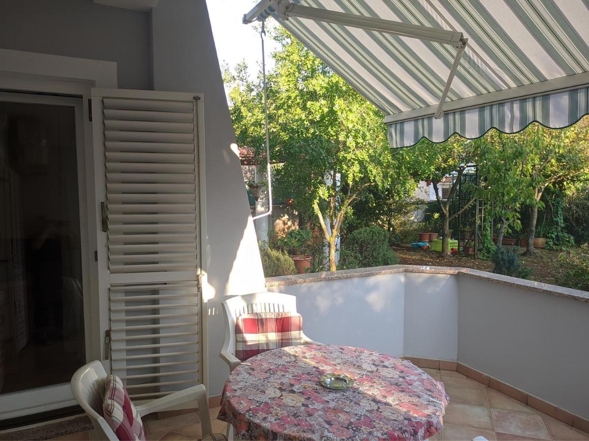 Villa Triton Vinkuran Exterior foto