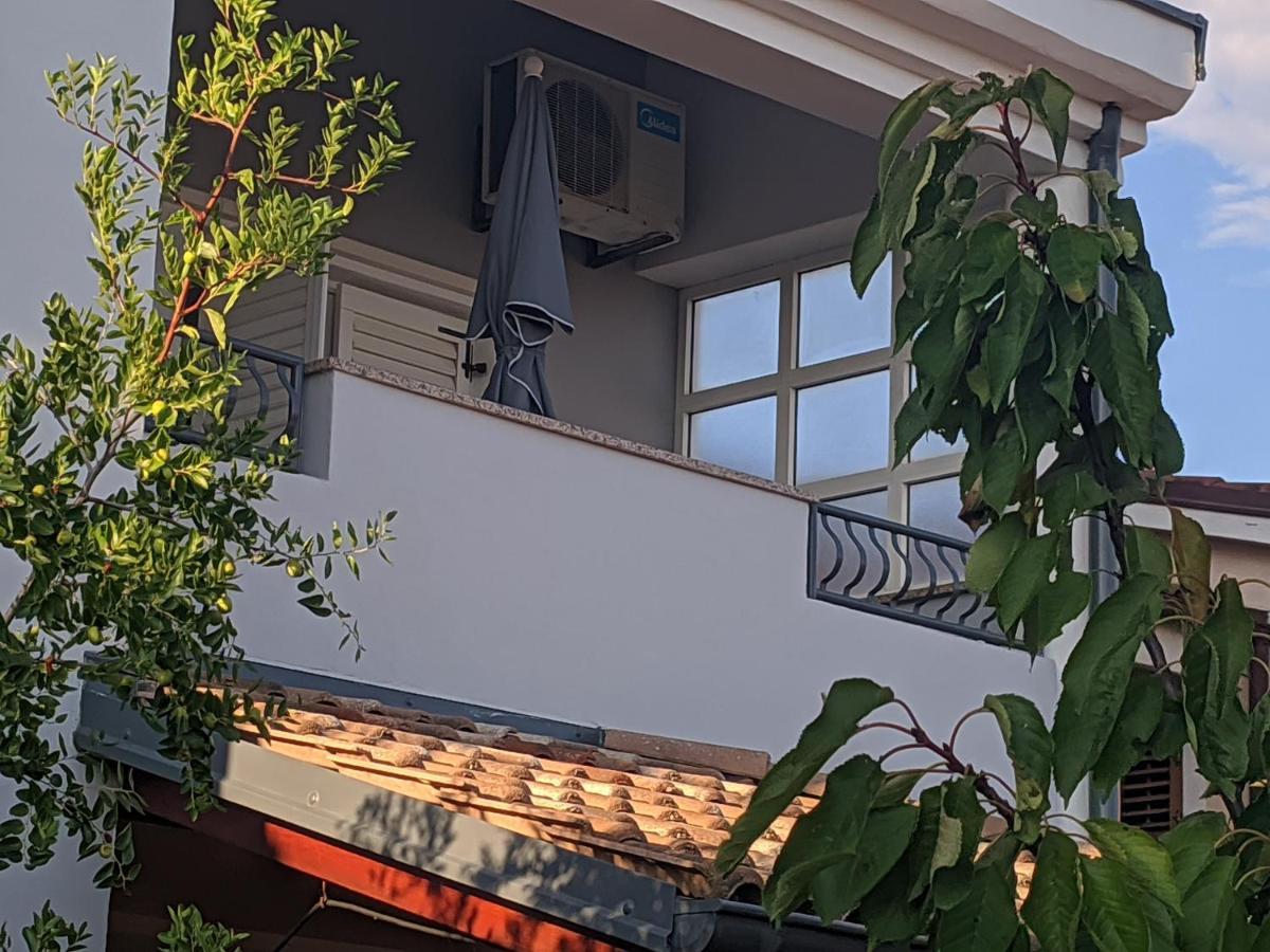 Villa Triton Vinkuran Exterior foto