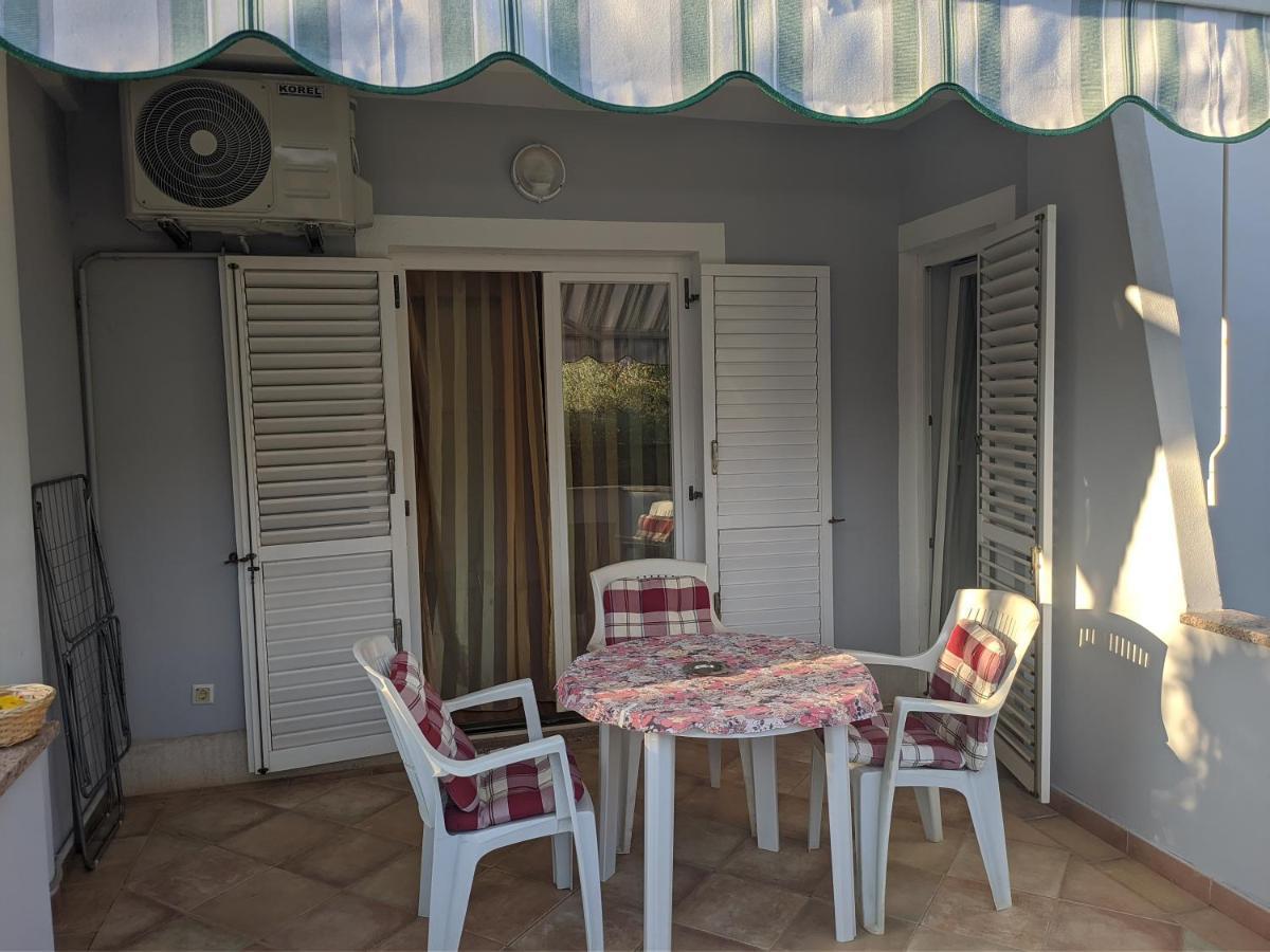 Villa Triton Vinkuran Exterior foto